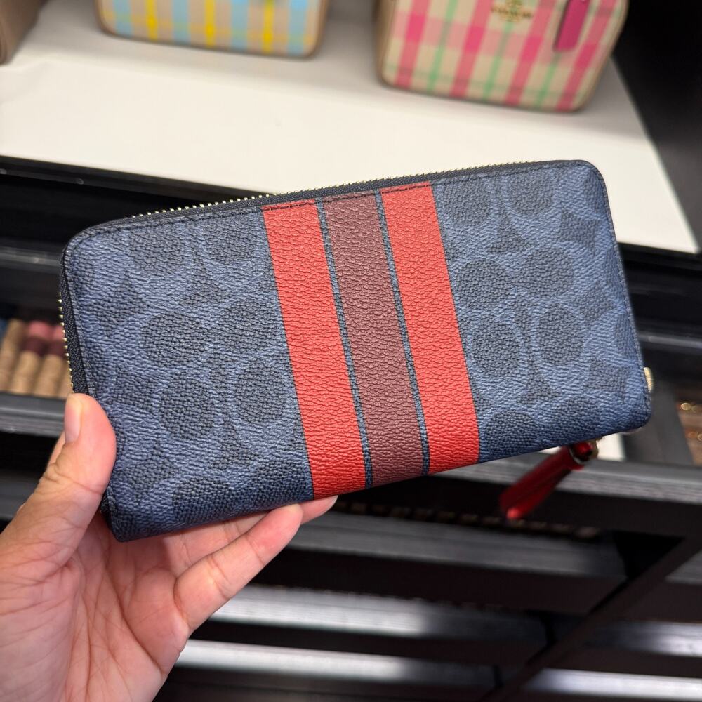 Coach CBO09 Long Zip Around Wallet In Signature Canvas With Varsity Stripe - Picture 2 of 4